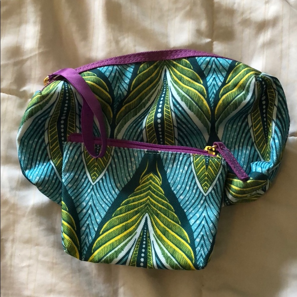 Brand new tropical vibes makeup case
